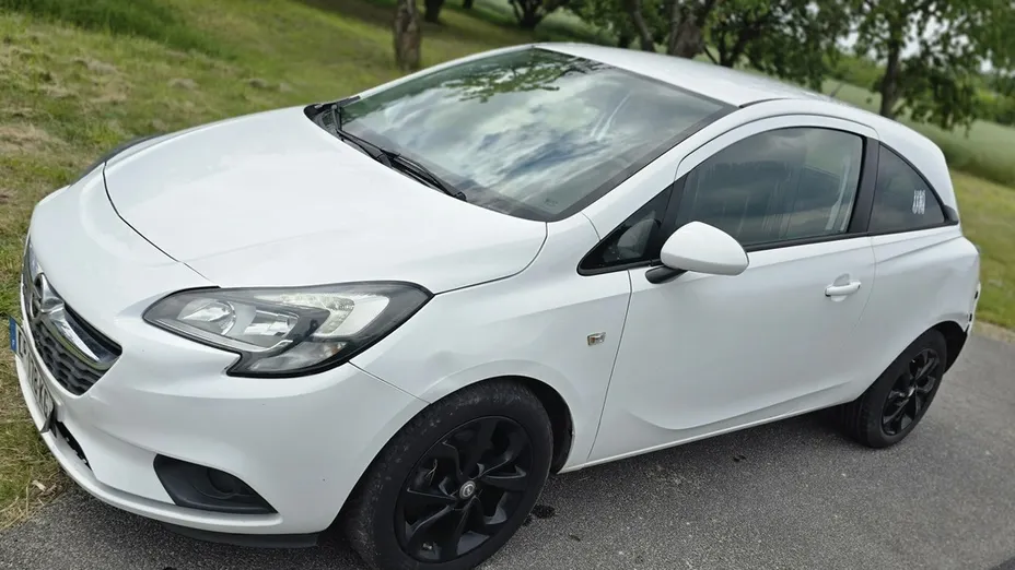 OPEL Corsa -