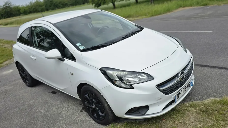 OPEL Corsa -