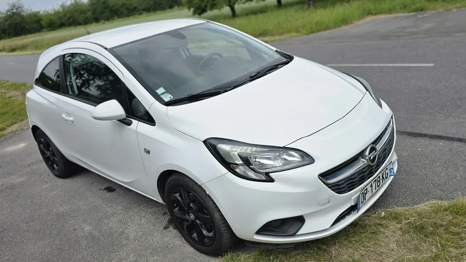 OPEL Corsa -