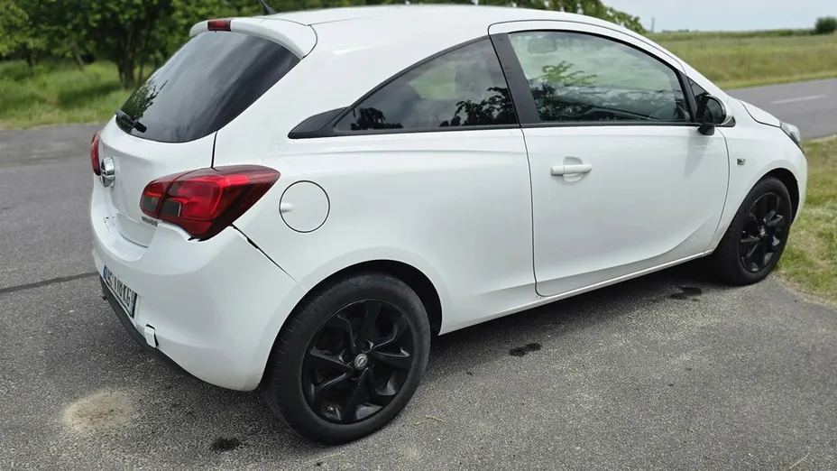 OPEL Corsa -
