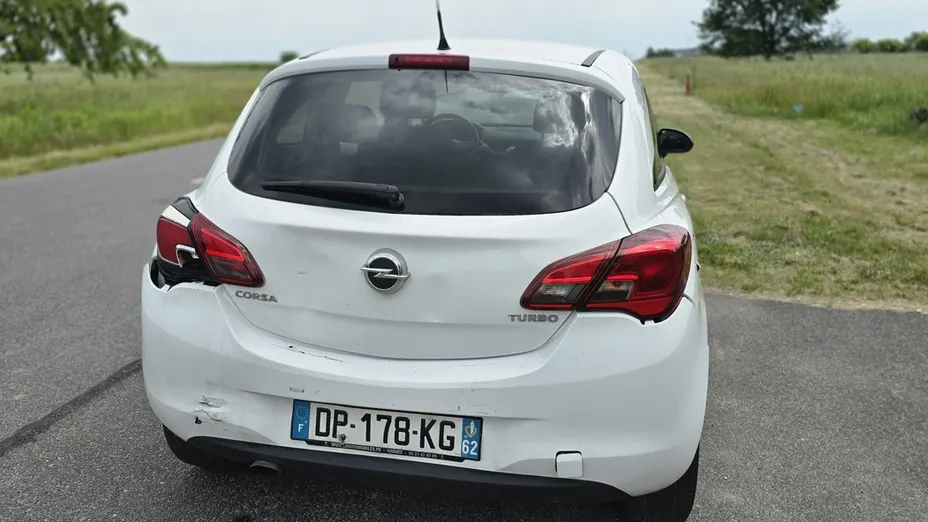 OPEL Corsa -