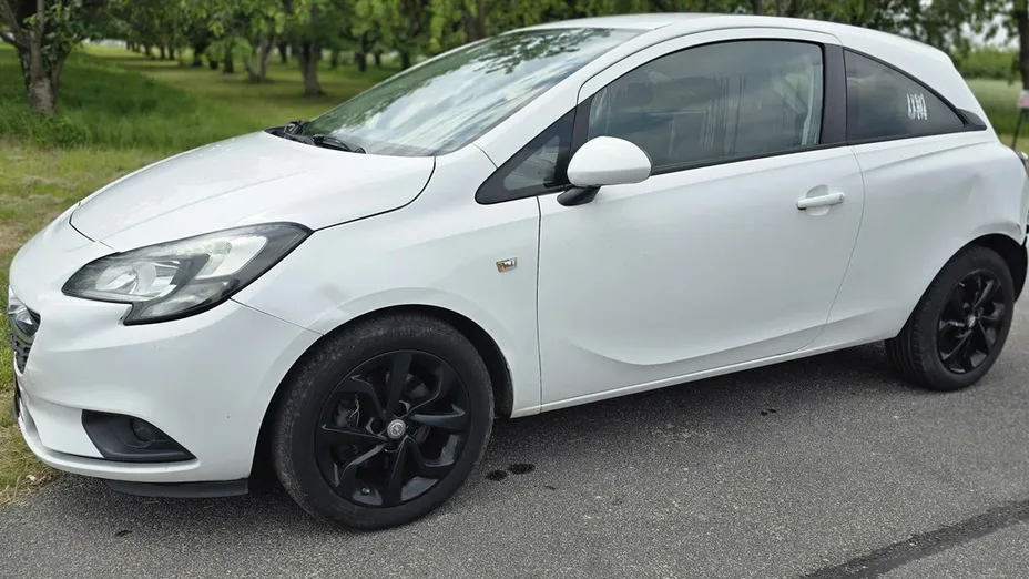 OPEL Corsa -