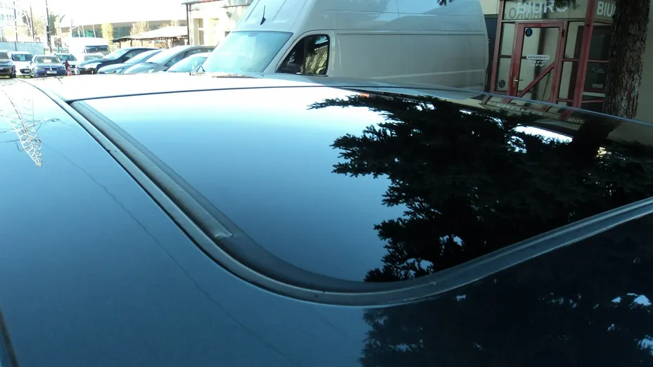 PORSCHE Macan -