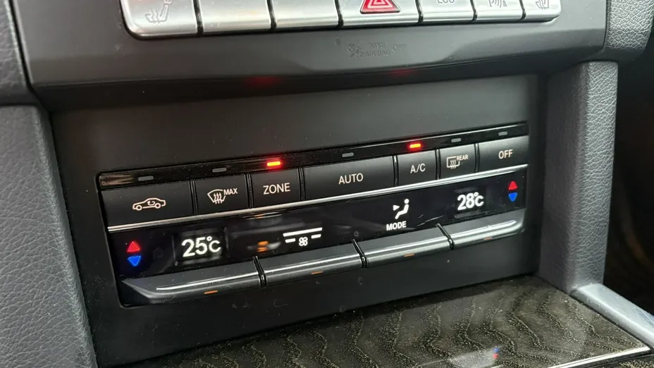 MERCEDES-BENZ E Klasa -