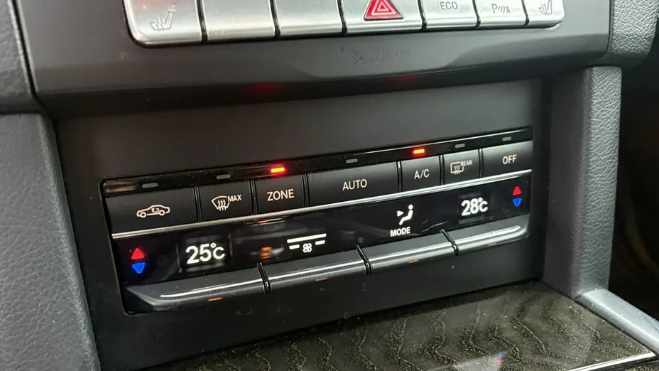 MERCEDES-BENZ E Klasa -