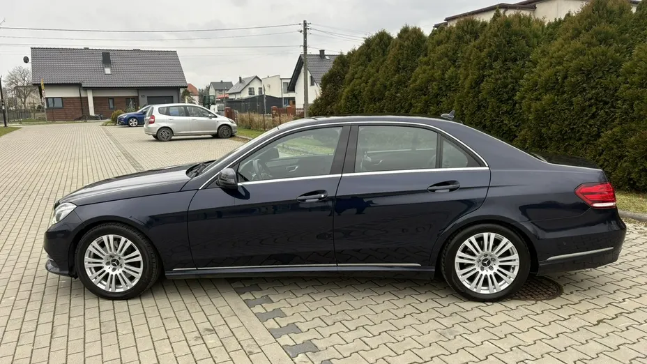 MERCEDES-BENZ E Klasa -