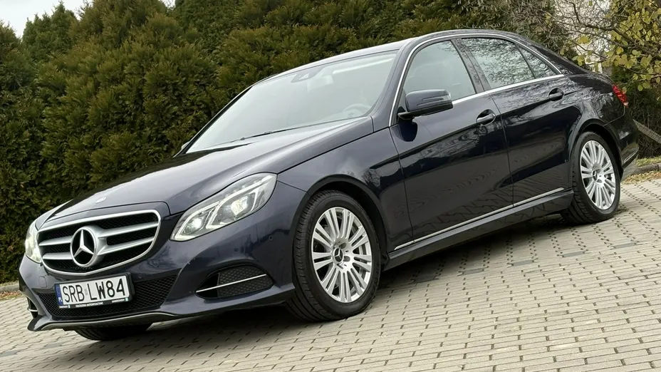 MERCEDES-BENZ E Klasa -