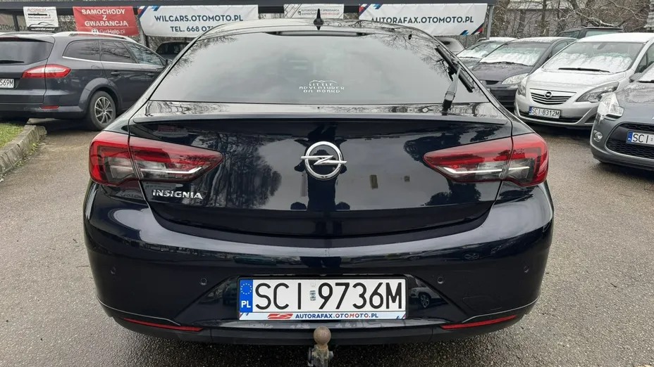 OPEL Insignia -