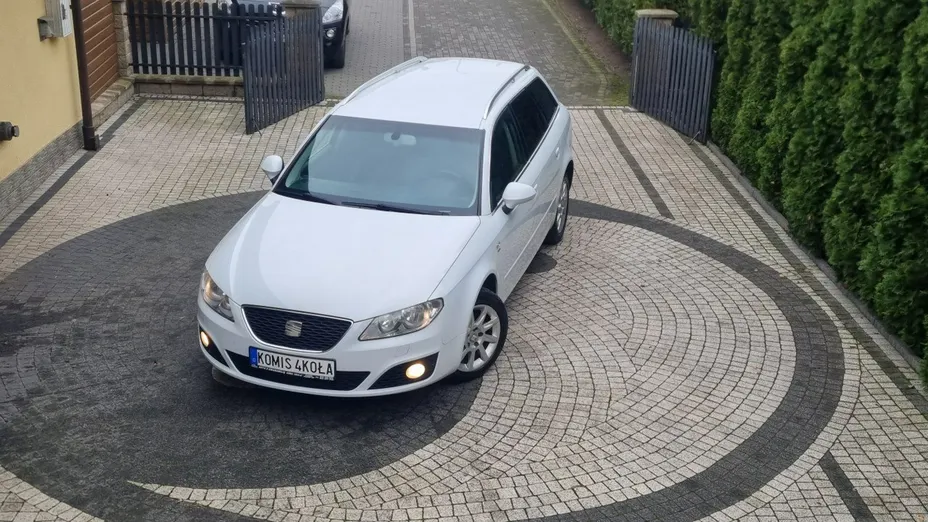 SEAT Exeo -