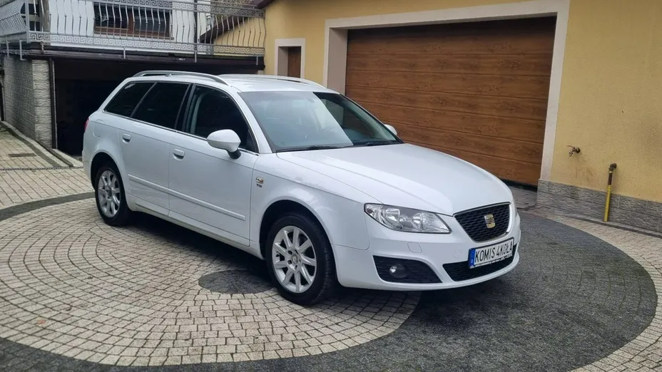 SEAT Exeo -