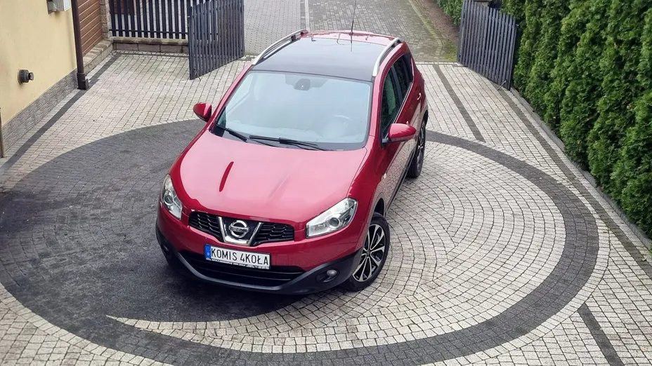 NISSAN Qashqai -