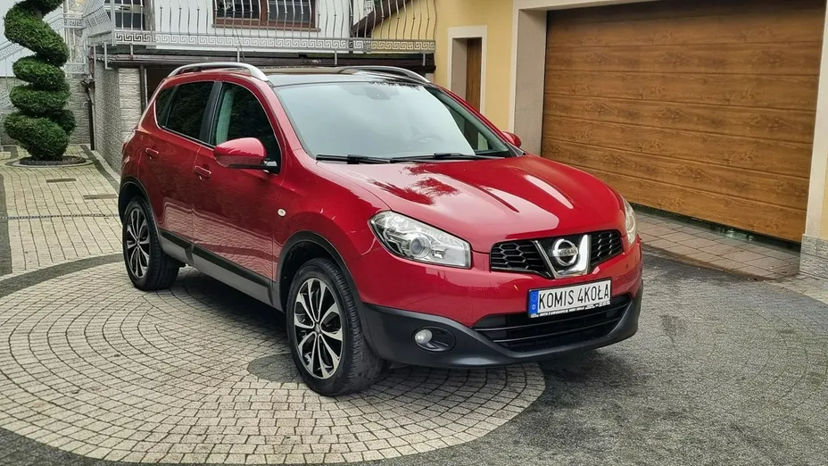 NISSAN Qashqai -