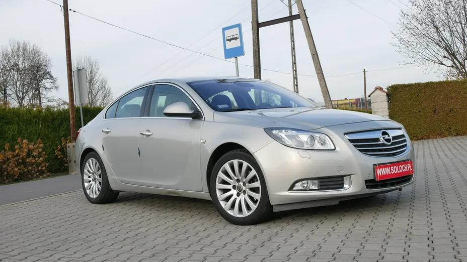 OPEL Insignia -
