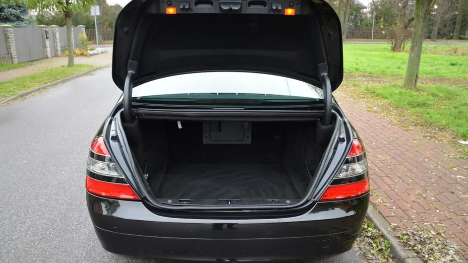 MERCEDES-BENZ S Klasa -