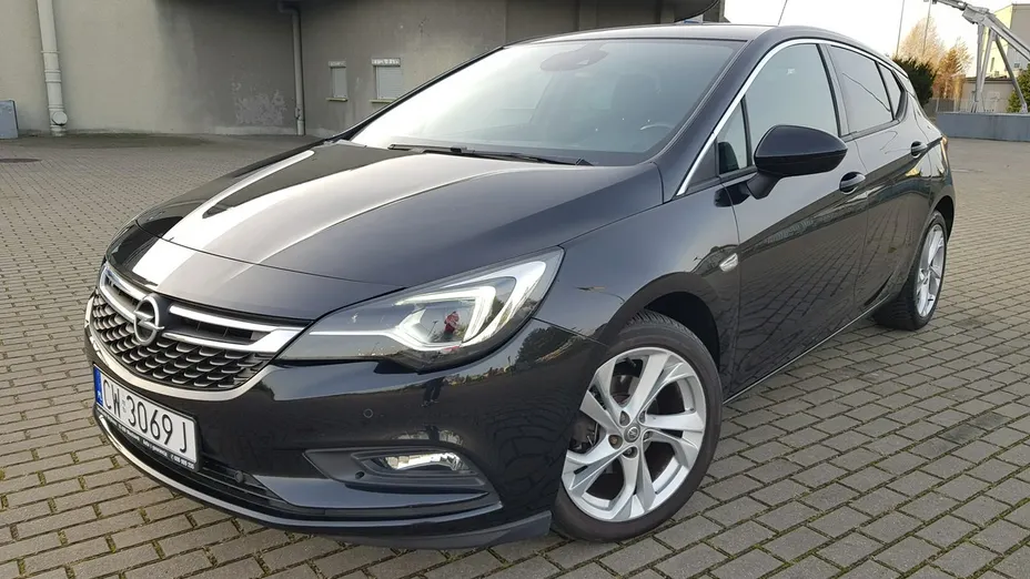 OPEL Astra -