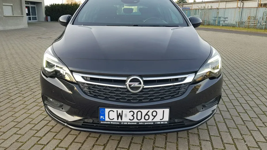 OPEL Astra -