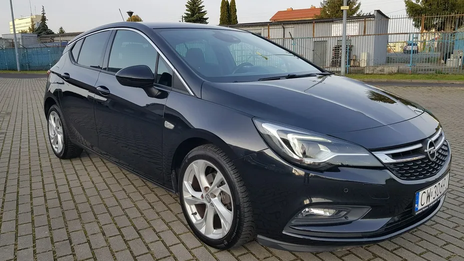 OPEL Astra -