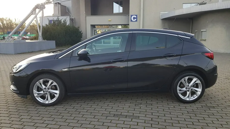OPEL Astra -