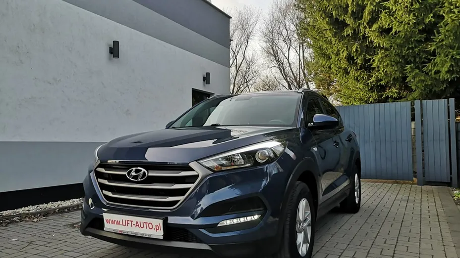 HYUNDAI Tucson -