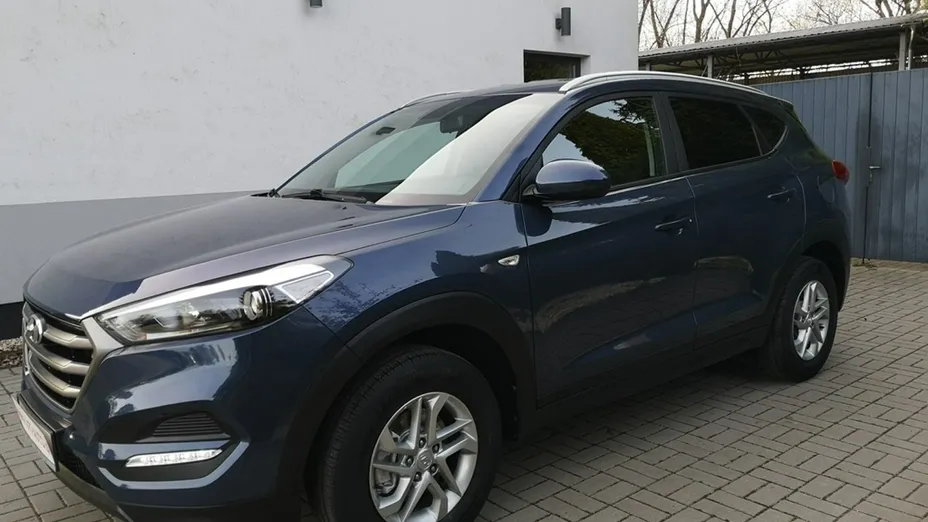HYUNDAI Tucson -