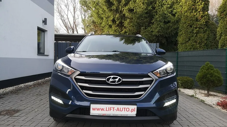 HYUNDAI Tucson -