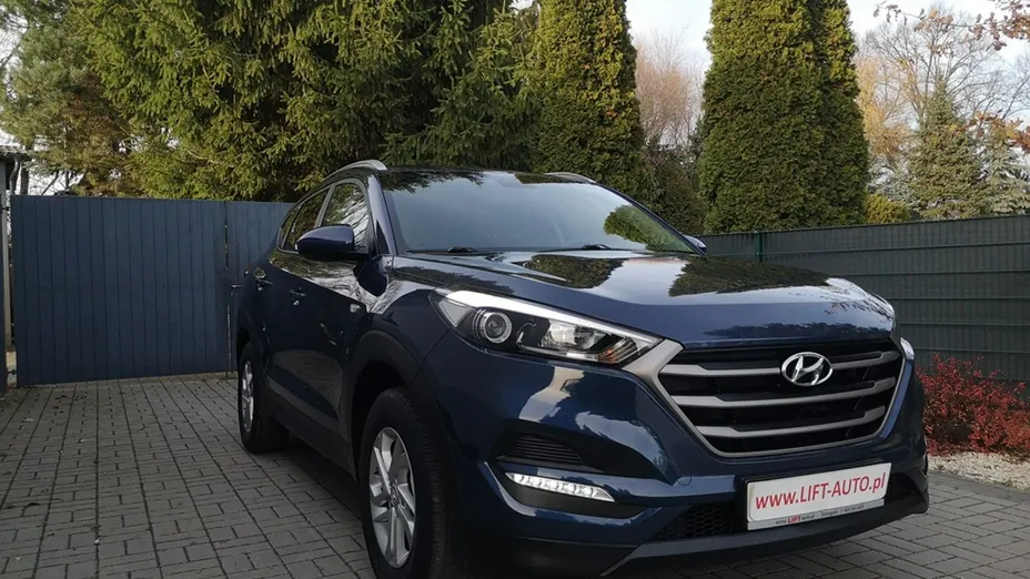 HYUNDAI Tucson -