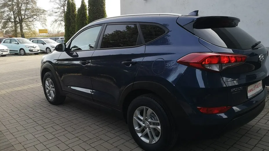 HYUNDAI Tucson -