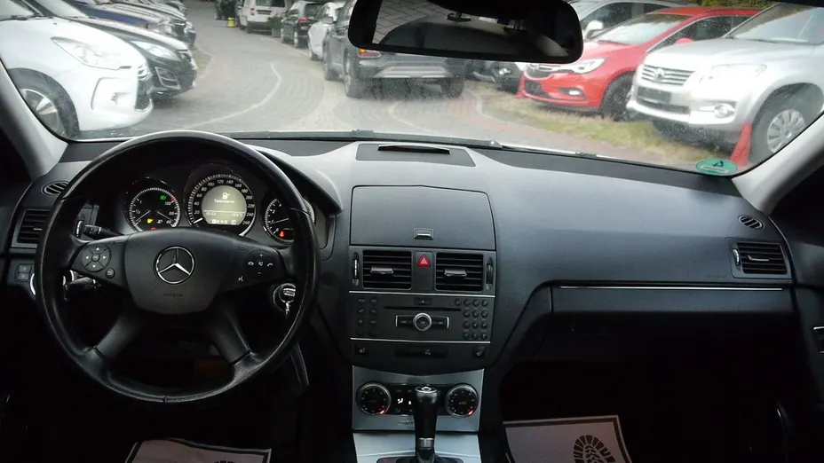 MERCEDES-BENZ C Klasa -