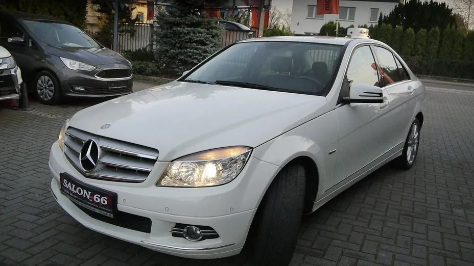MERCEDES-BENZ C Klasa -