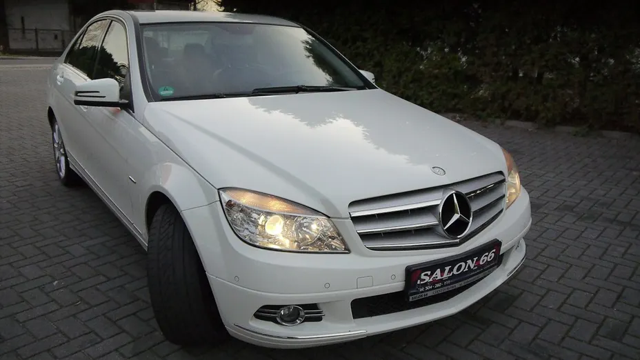 MERCEDES-BENZ C Klasa -