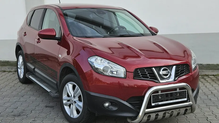 NISSAN Qashqai -