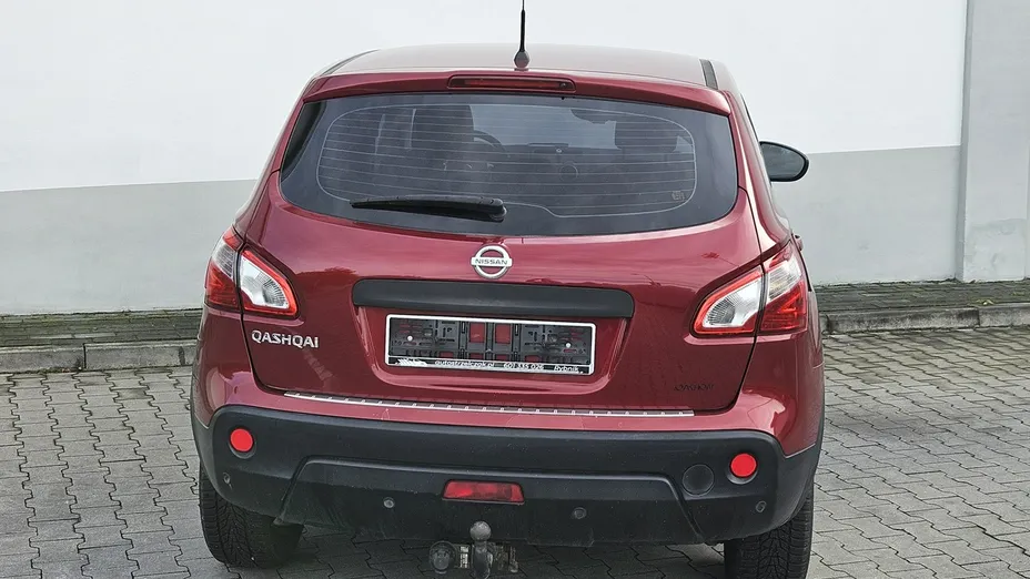 NISSAN Qashqai -