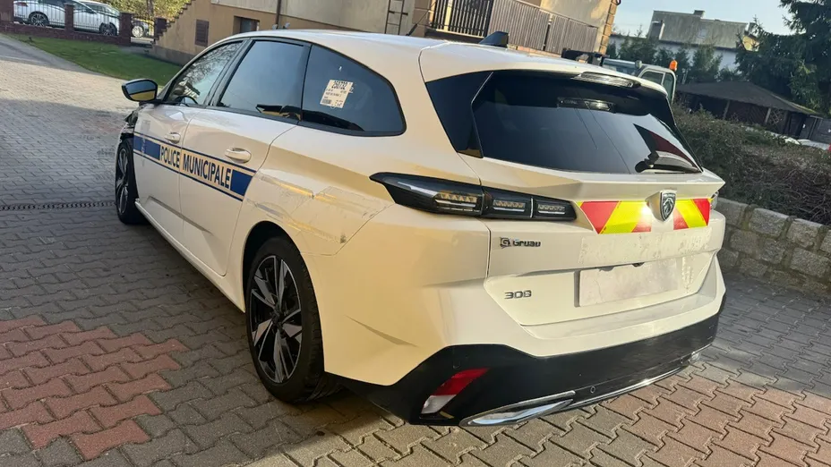 PEUGEOT 308 -