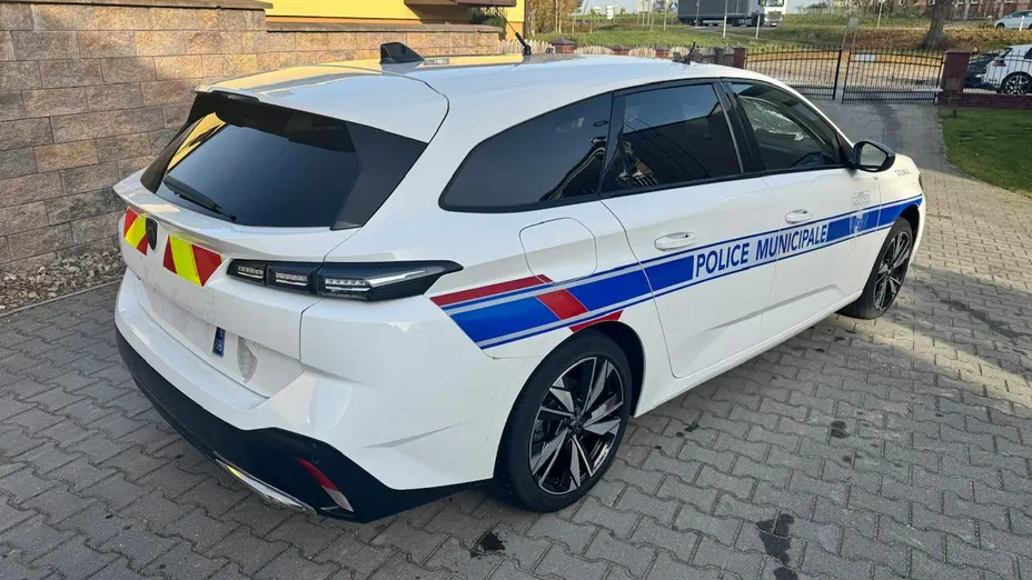 PEUGEOT 308 -