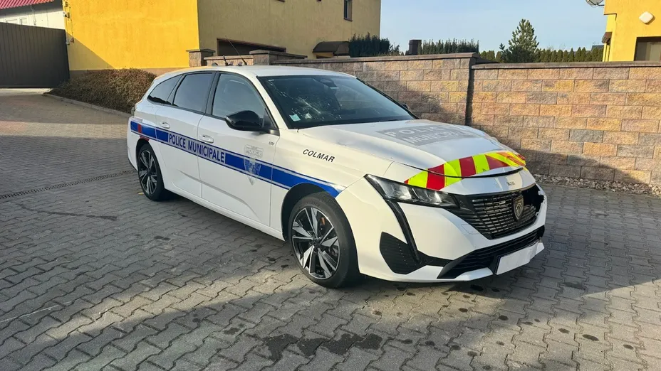 PEUGEOT 308 -