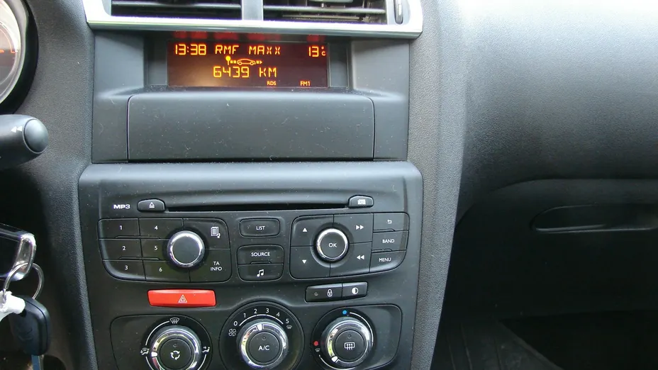 CITROEN C4 -