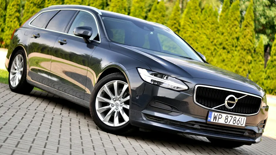 VOLVO V90 -