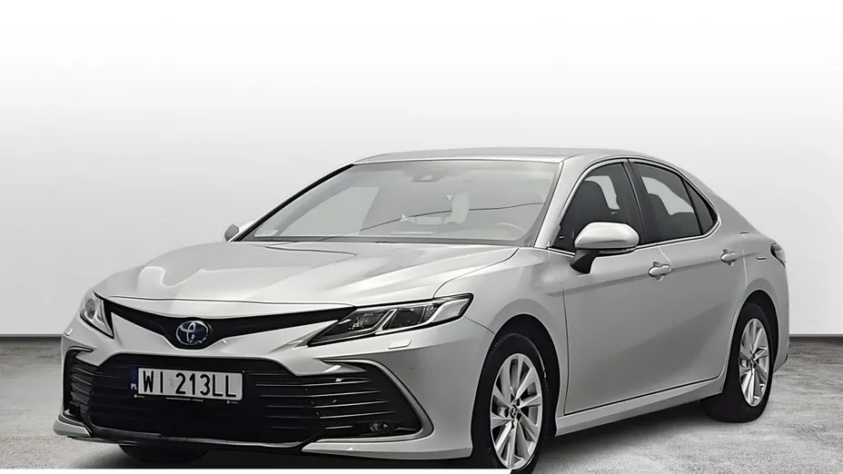 TOYOTA Camry -