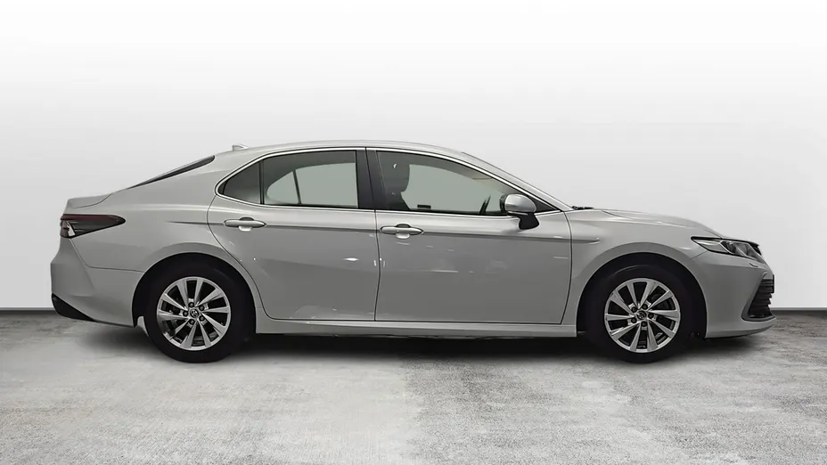 TOYOTA Camry -