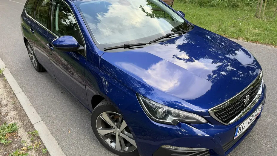 PEUGEOT 308 -