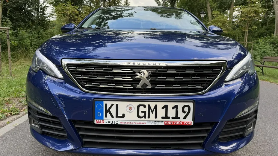PEUGEOT 308 -