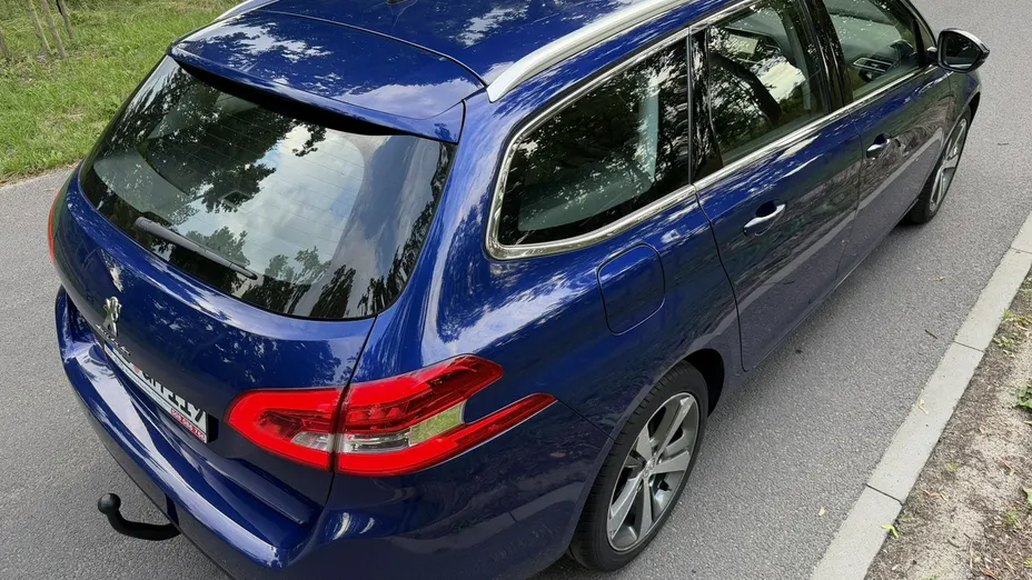 PEUGEOT 308 -