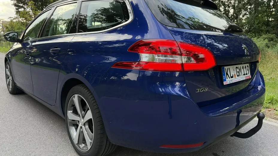 PEUGEOT 308 -
