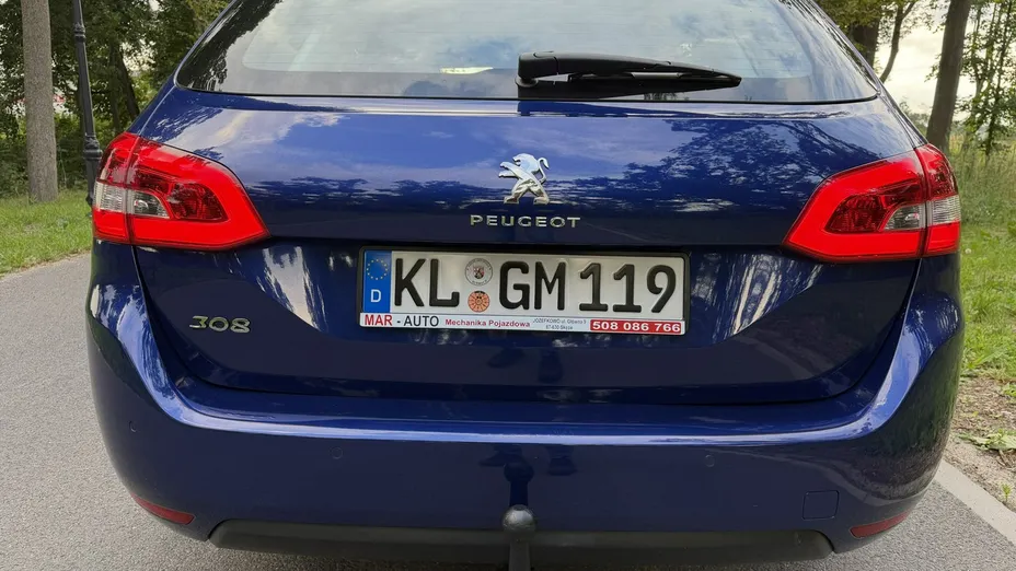 PEUGEOT 308 -