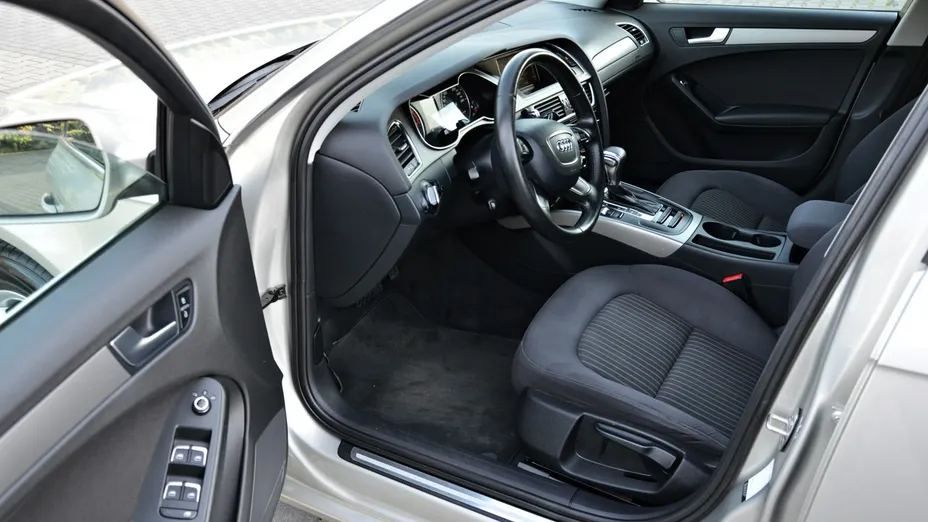 AUDI A4 Avant -