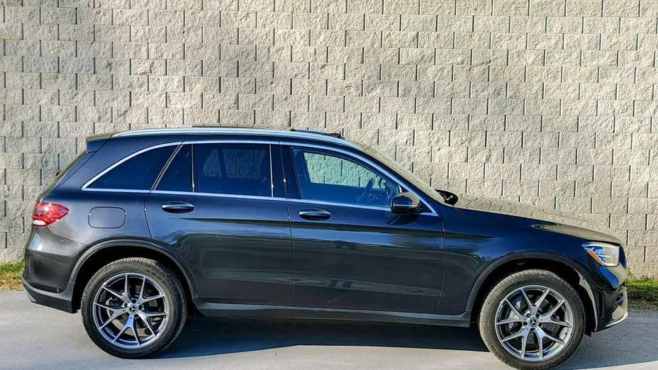 MERCEDES-BENZ GLC -
