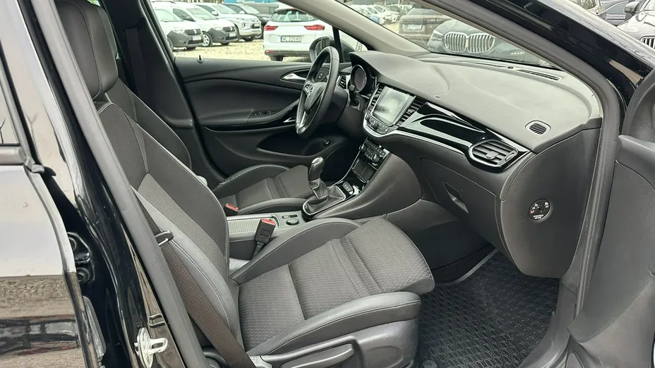 OPEL Astra -