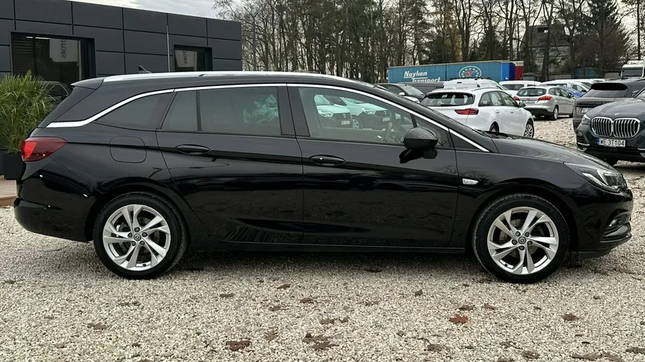 OPEL Astra -