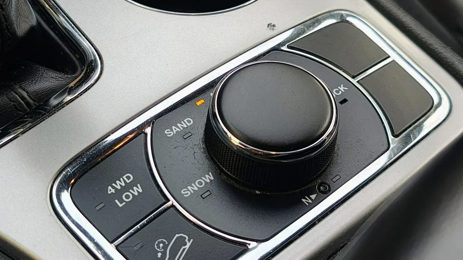 JEEP Grand Cherokee -