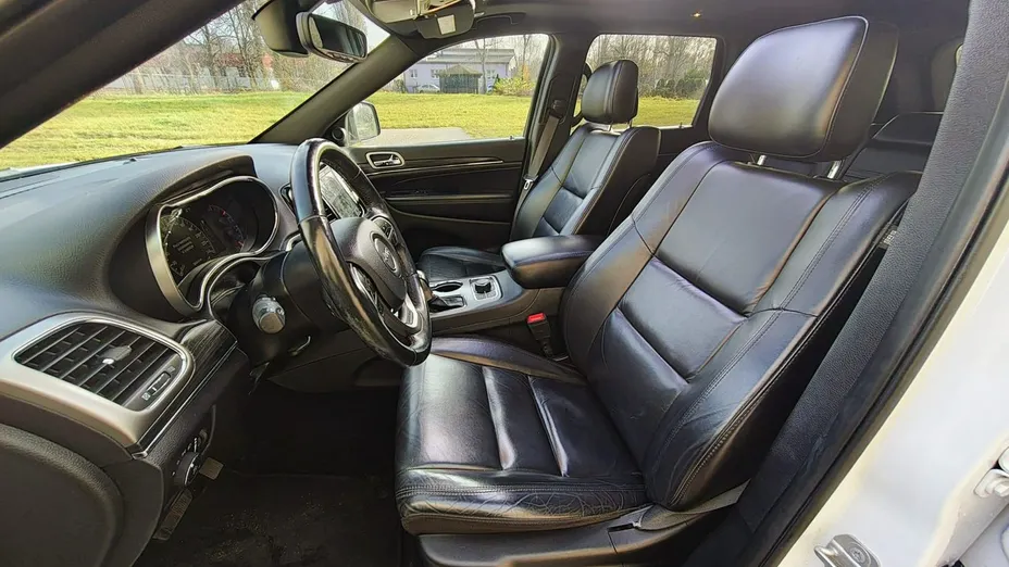 JEEP Grand Cherokee -